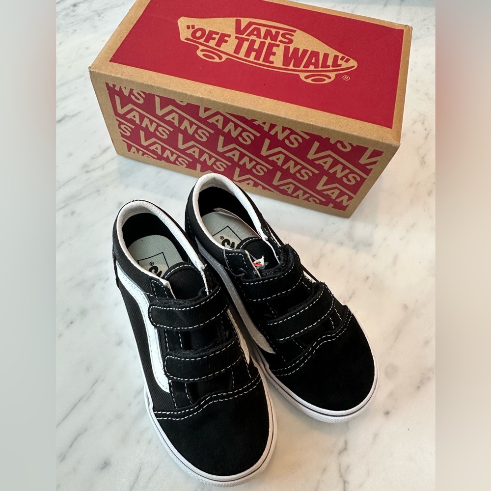 Vans Old Skool V Shoes Toddler 9 (new)